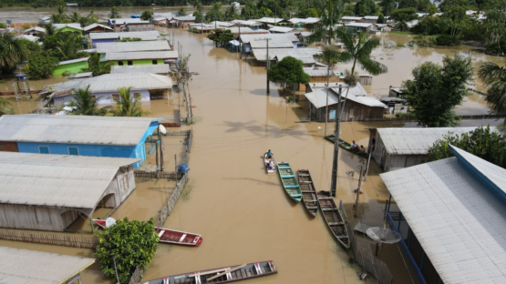 Cheias no Amazonas afetam mais de meio milhão de pessoas e colocam 40 municípios em emergência